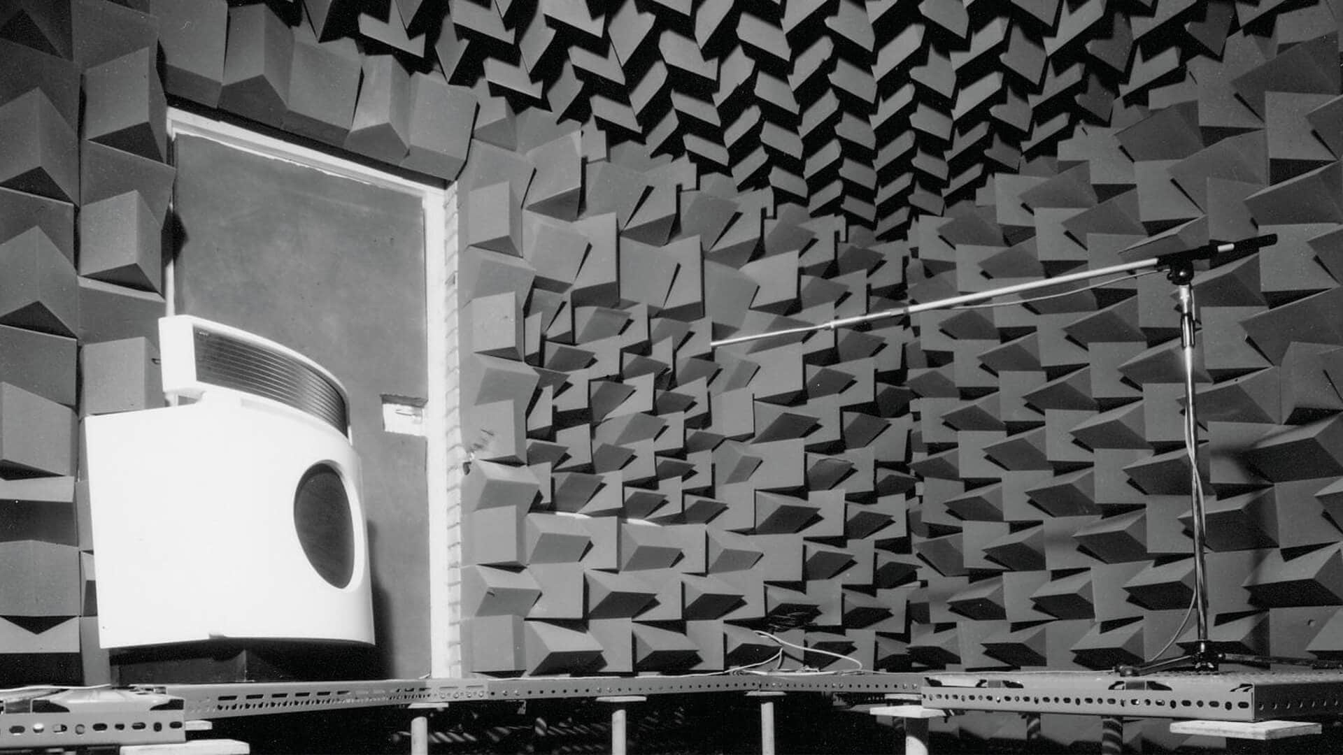 The Bowers & Wilkins philosophy of loudspeaker design has been a constant since the company was founded in 1966. Founder John Bowers once said: “The best loudspeaker isn’t the one that gives the most, it’s the one that loses the least.”