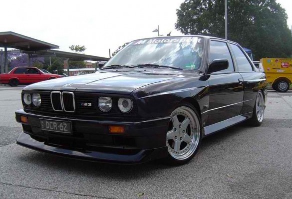 Clean E30 m3 on ac schnitzer wheels